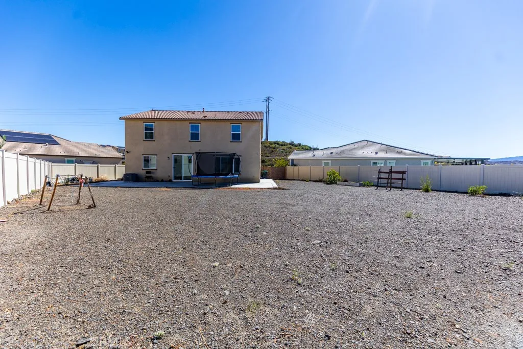 41302 Vintner, Lake Elsinore, California 92532 home-pic-9